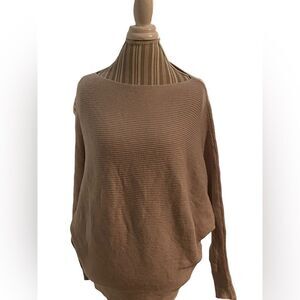 Joan. Ass New York size small sweater excellent co during see pics